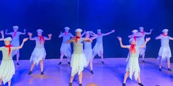 Showgruppe%201%20juleshow