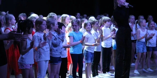 sveberg%20danseklubb%20301